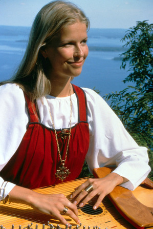 Finnish-Woman-thumb-300x447.jpg