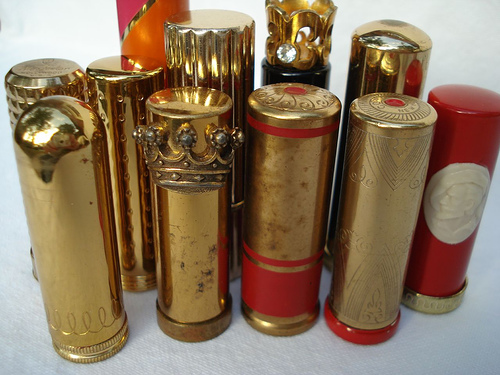 Vintage-Lipstick-Collection.jpg