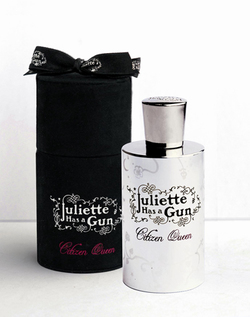 Juliette Has A Gun Citizen Queen (2008): A Phial of Vintage Chypre Was Hidden In Her Bosom {Perfume Review & Musings}