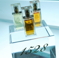 1528 Parfums Or Blanc, Or Rose, Or Jaune (2008) {New Fragrances} & Gold-Trend Alert