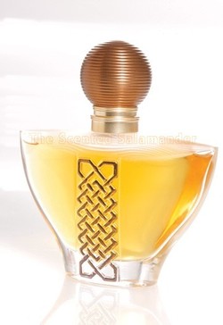 Nicole Miller Frenzy (2009): Delicious {New Fragrance}