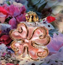 Lolita Lempicka Si Lolita (2009): The Wonderful Perfume of Happiness {New Perfume}