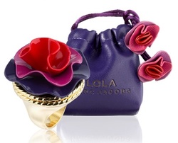 Marc Jacobs Lola Solid Perfume in a Ring {New Flacon 2009}
