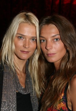 For a Change, The Natural Look at Balmain RTW 2010 {Beauty Notes} {Look of the Day}