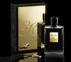 Kilian Hennessy is Making his Way to Boston {Fragrant Reading}
