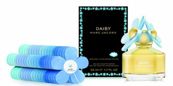 Marc Jacobs Daisy Garland (2010) {Fragrance News} {New Flacon}