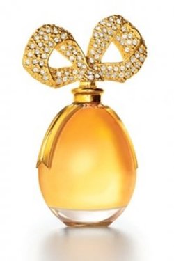 Top Ten Best-Selling Celebrity Fragrances in 2010 {Perfume List} {Celebrity Perfumes} {Fragrance News}