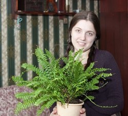 2 New Feminine Fougères on your Radar  + 1 to Borrow - 2 Nouvelles Fougères pour Les Femmes à Humer + 1 à Emprunter {Fragrance News}