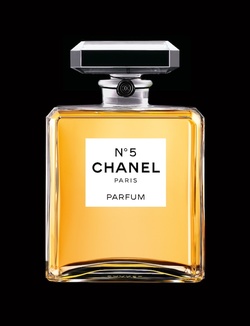 Brad Pitt is the Voice of Chanel No.5 {Perfume Images & Adverts}