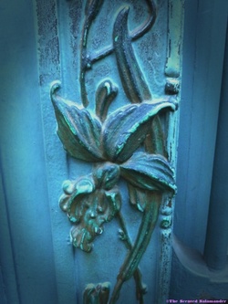 Detail of a Florentine Iris on an Italian Pasta Shop in Paris {Perfume Images & Ads}