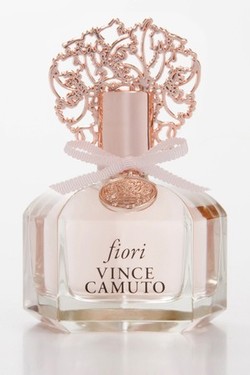 Vince Camuto Fiori (2013): Flowers are Back! {New Perfume}