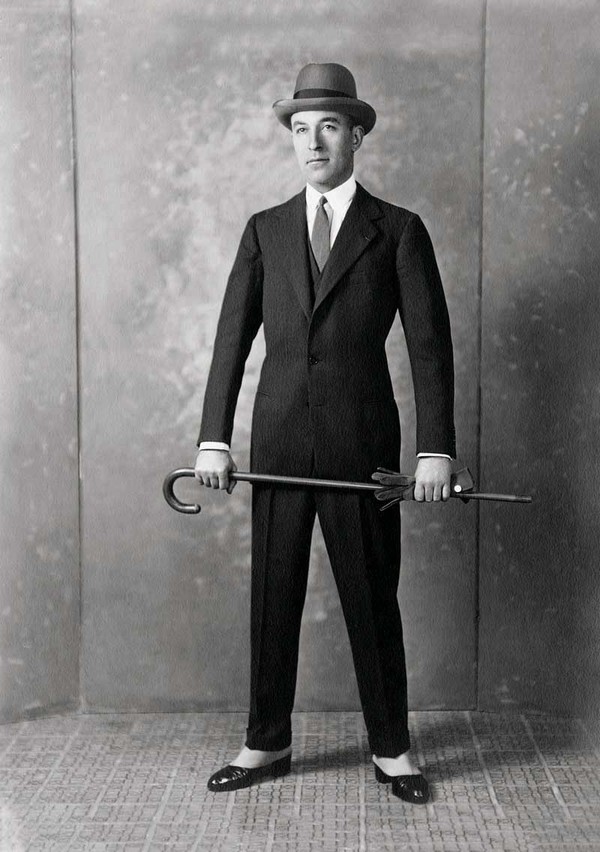 patou_jean_dandy_couturier.jpg