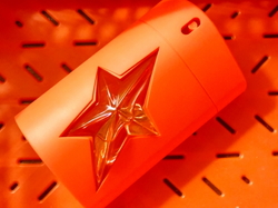 Thierry Mugler A * Men Ultra Zest (2015): The White in Orange {Perfume Review & Musings}