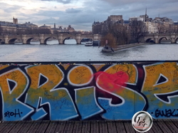 "Taken" ~ "Prise" {Paris Photo}