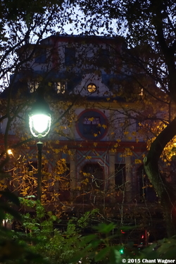 The Strongest Smell Post 11/13: Burning Candles & Lilies {Paris Photo}