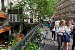 Stench I, II, III ≈ La puanteur I, II, III lors de la grève des éboueurs à Paris en juin {Paris Street Photos} {Scented Images}