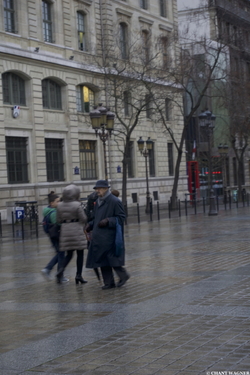 Gentleman - Old Style // Monsieur - Vieux Style in Paris Moods // Climats de Paris {Paris Street Photography}