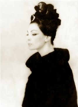 Lucky Mannequin Dior.jpg