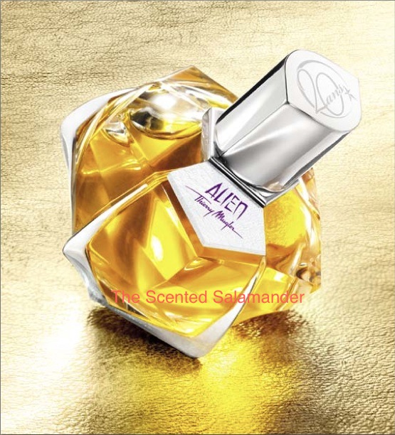 Alien_parfums_de_cuir.jpg