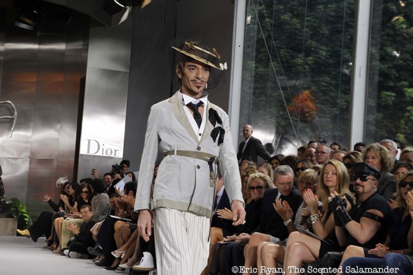 Galliano_Fall_Winter_2011_A.jpg