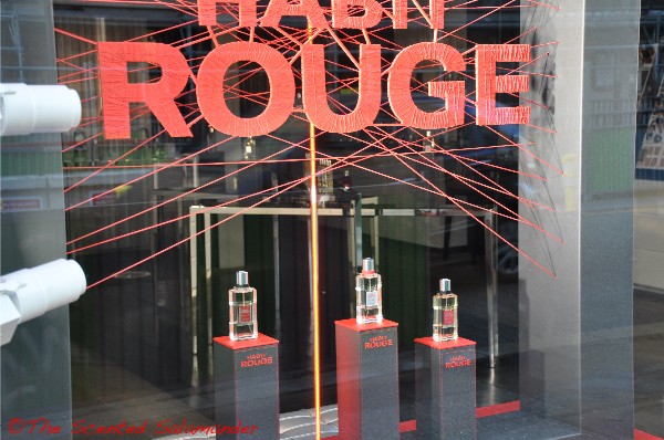 Habit_Rouge_2_ok.jpg