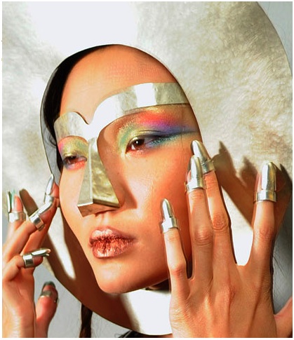 JPGaultier-nails-silver.jpg