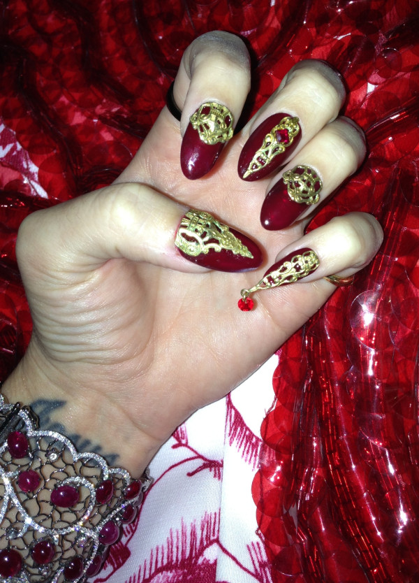 Killer_Queen_Katy_Perry_Nails.jpg