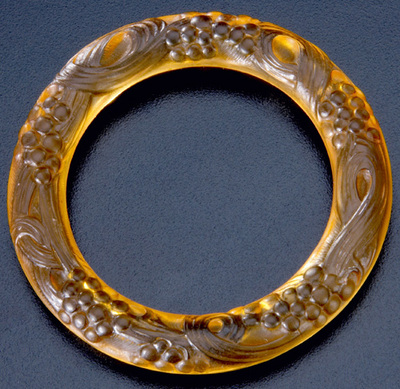 Lalique-Bracelet-Ragoarts.jpg