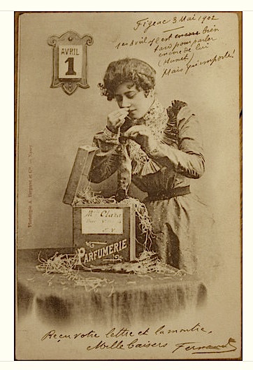 Poisson_Avril_Parfumerie.jpg