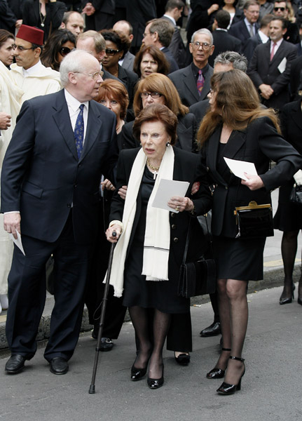 Saint-Laurent-Funeral-Mother.jpg