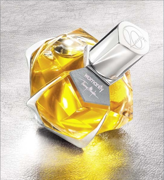Womanity_parfums_cuir.jpg