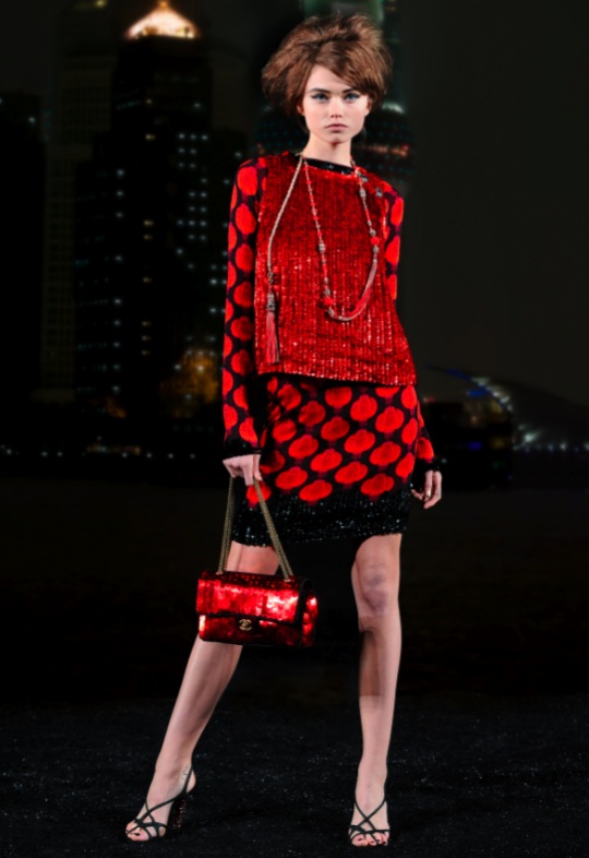 chanel-shanghai-robe-rouge-2.jpg