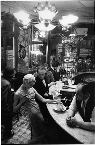 frank_horvat_le_chien_qui_fume.jpg