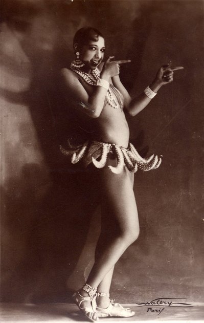 josephine-baker_bananas.jpg