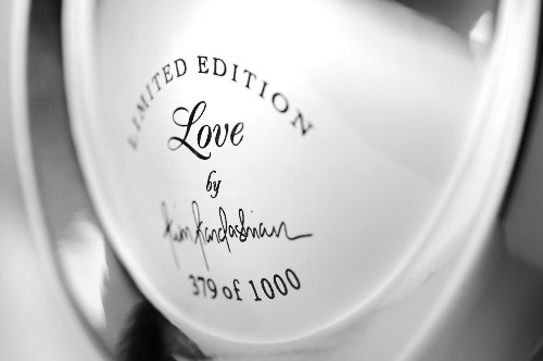 kardashian_love_Zoom.jpg