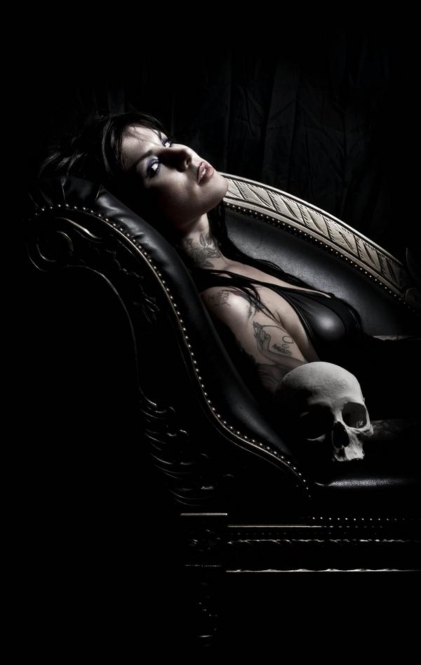 Kat Von D Saint Sinner 2009 Nice Girl in Tattoos Perfume Reviews New 