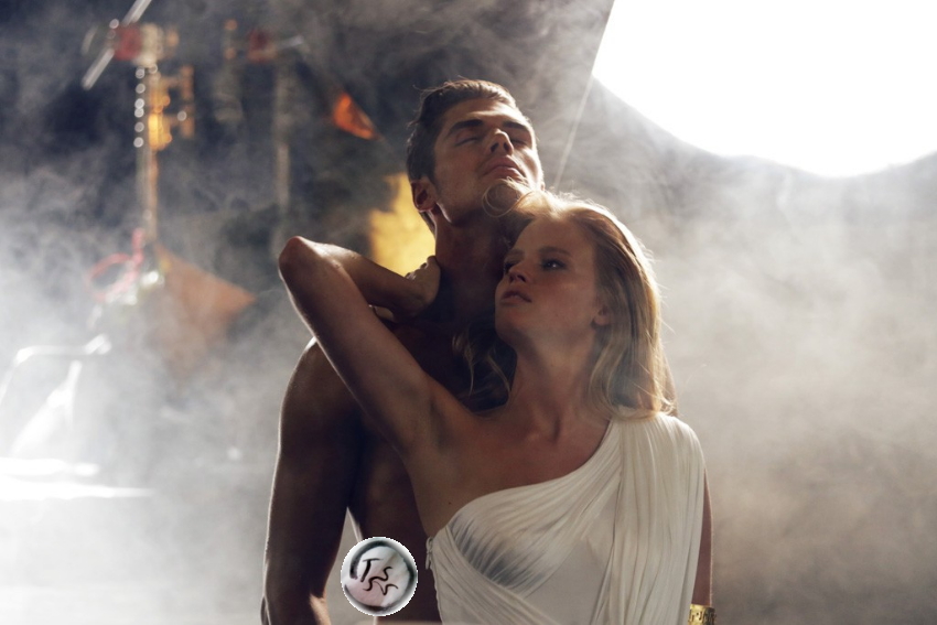 versace-eros-pour-femme_ad.jpg